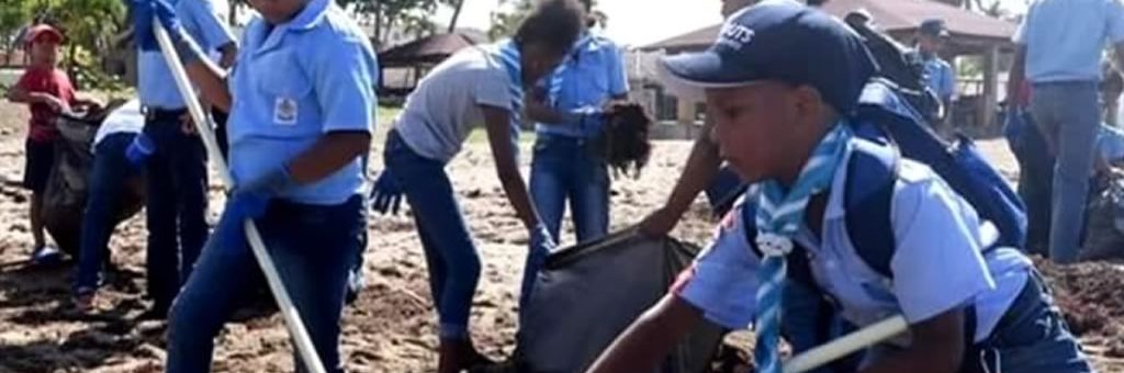 Grupo Scout #15 de la Armada Dominicana realiza limpieza de Playa Punta Torrecilla